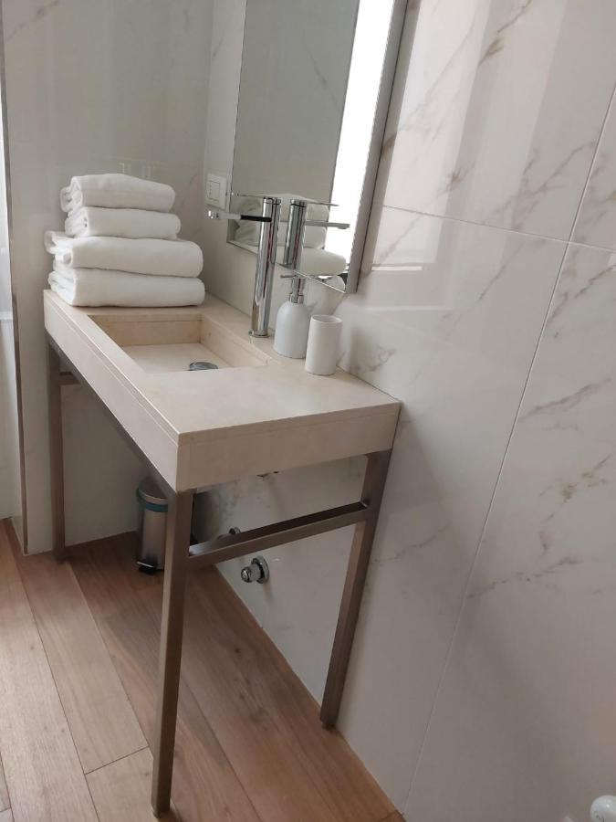 Nj Hotels & Apartments San Pietro All'Orto 6 Μιλάνο Εξωτερικό φωτογραφία