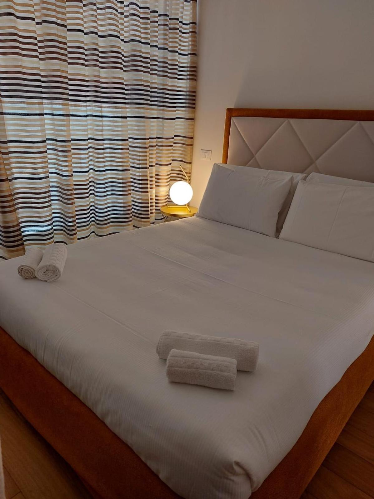 Nj Hotels & Apartments San Pietro All'Orto 6 Μιλάνο Εξωτερικό φωτογραφία